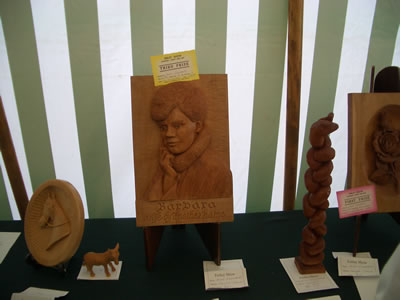 gallery/Exhibitions/Emley%202005/Emley_Show_2005_025aa.jpg